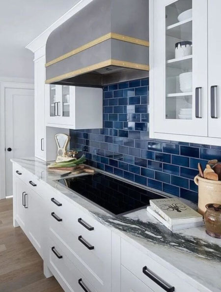 Backsplash tile cleaned and regrouted